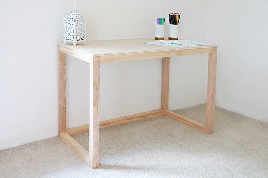 DIY Schreibtisch aus Holz