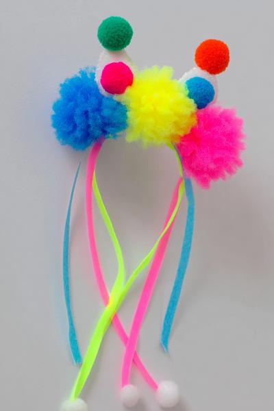 27. Kita-Pompom-Clown-Haarreif mit Neonfarben for basteln fasching kita ideas