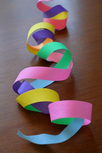 31. Papierstreifen-Schlange mit Ziehharmonika for basteln fasching einfach ideas