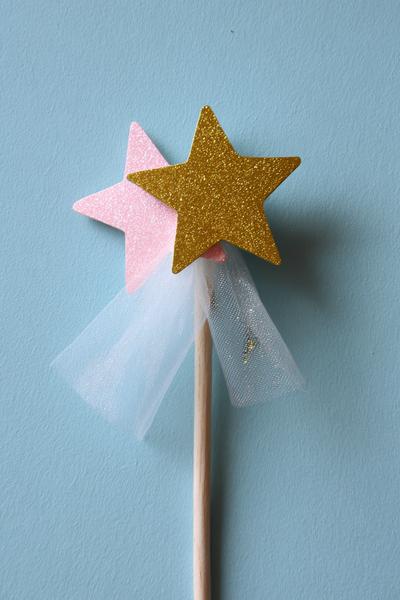 32. Sternenstaub-Zauberstab aus Holzstab for basteln fasching einfach ideas