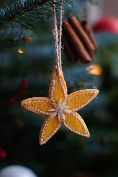10. Duftender Orangenstern-Anhänger als basteln ideen weihnachten mit Zimt