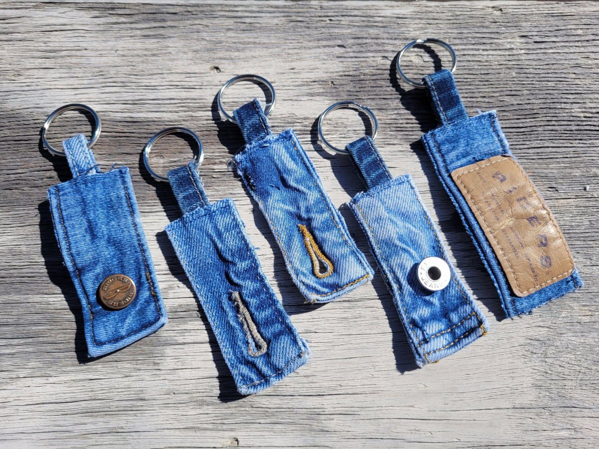 Schlüsselanhänger aus Jeans