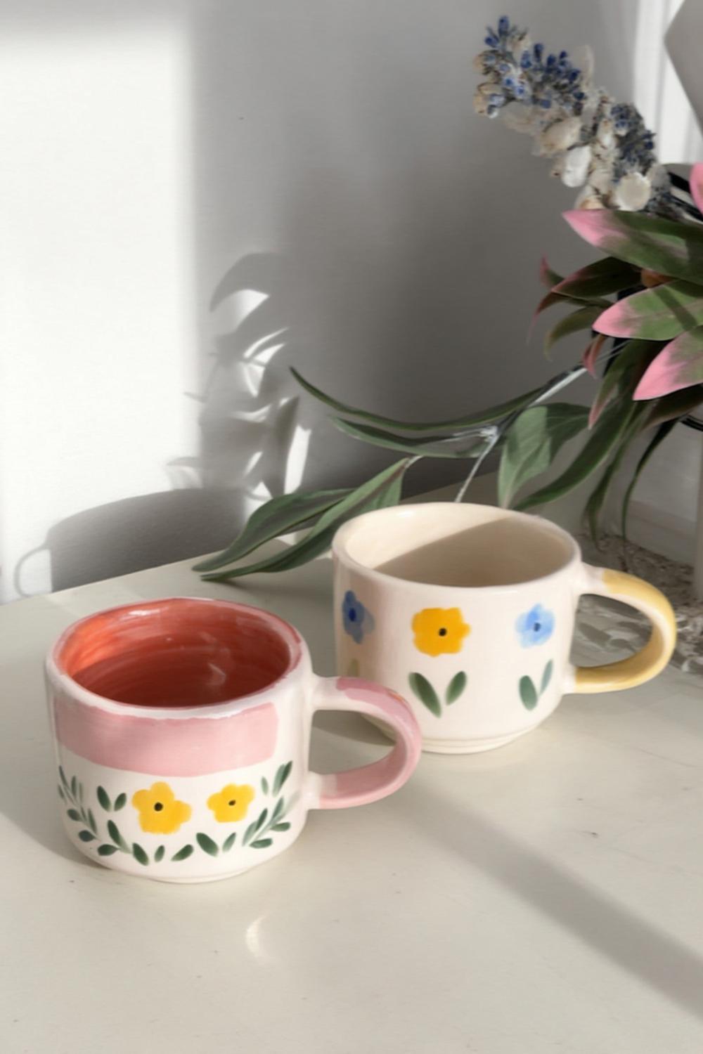 Blümchen-Duo in Pastellfarben