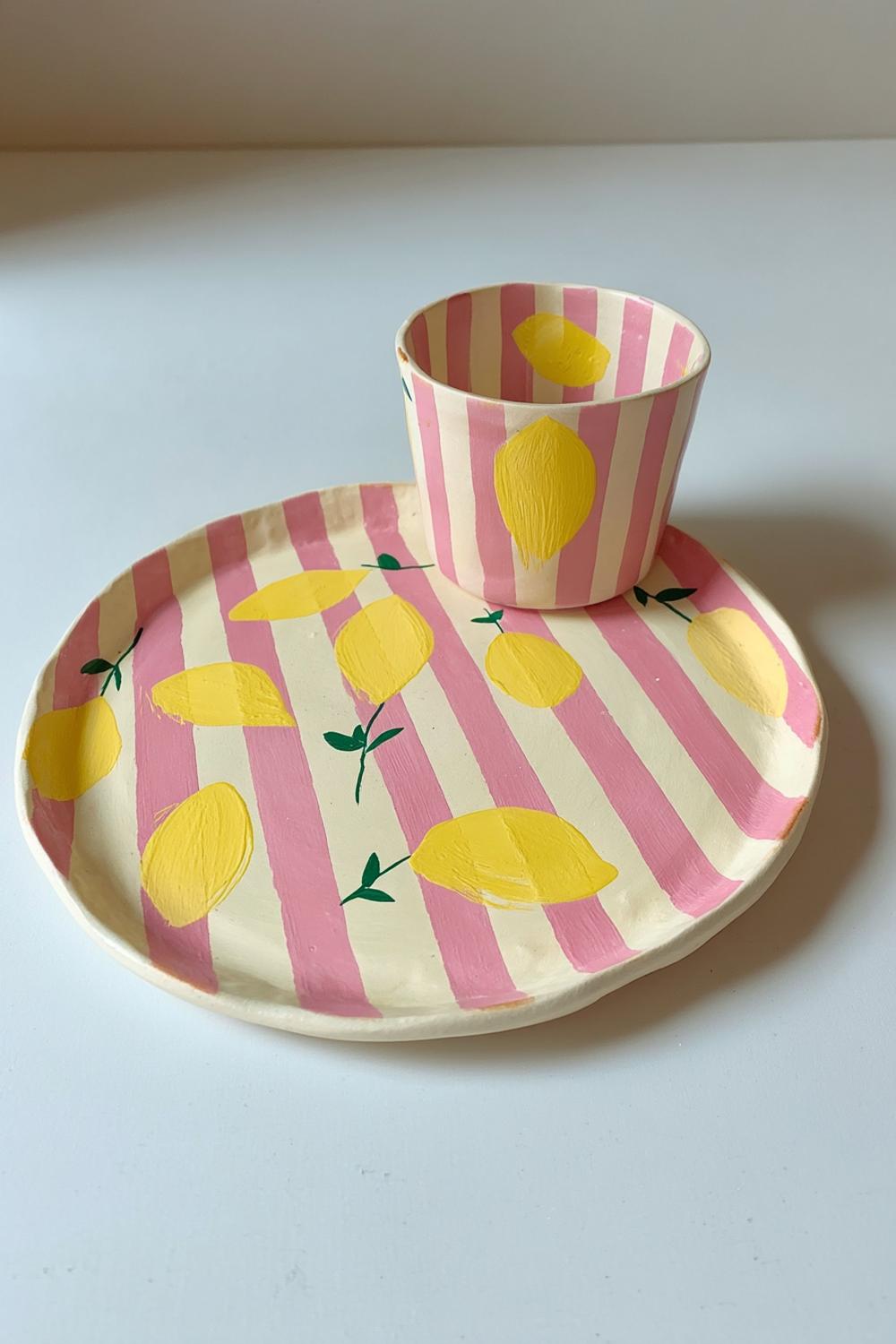 Rosa Streifen mit Zitronen-Zauber