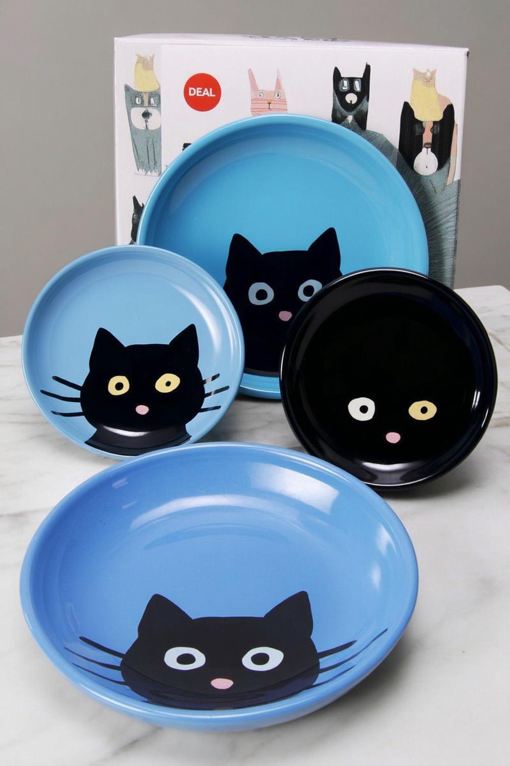 Süße Katzengesichter in Blau