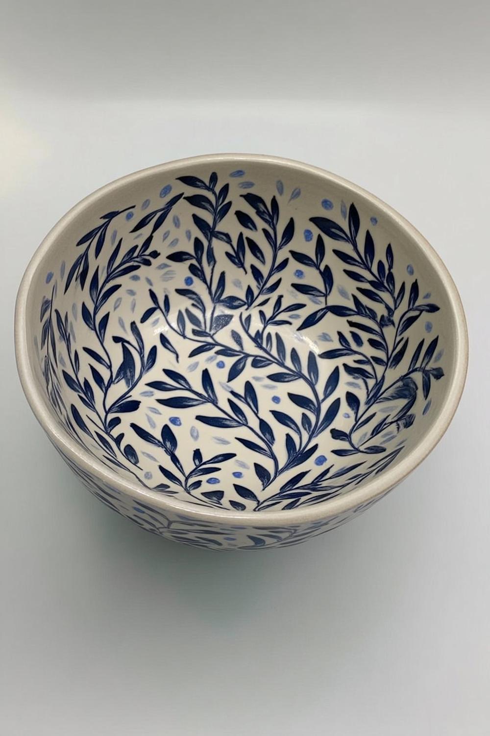 Botanische Blätter in Blau