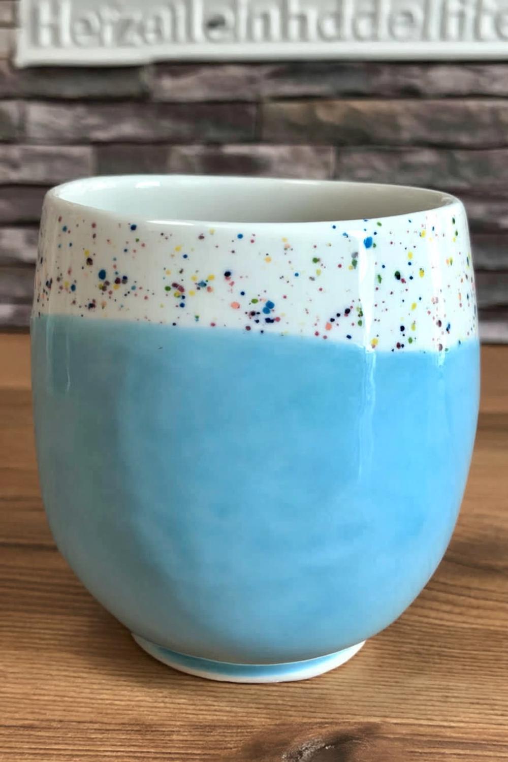 Konfetti-Zauber in Blau