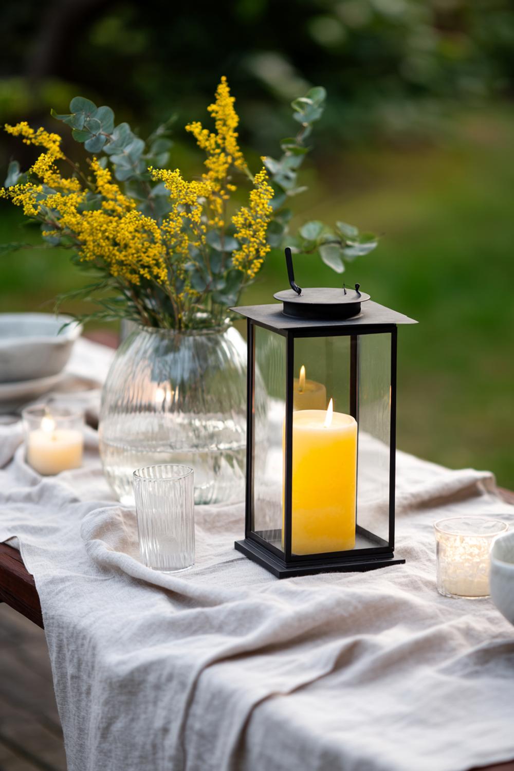 24 Kerzen Deko Ideen schlicht: Minimalistische Arrangements für ruhige Räume