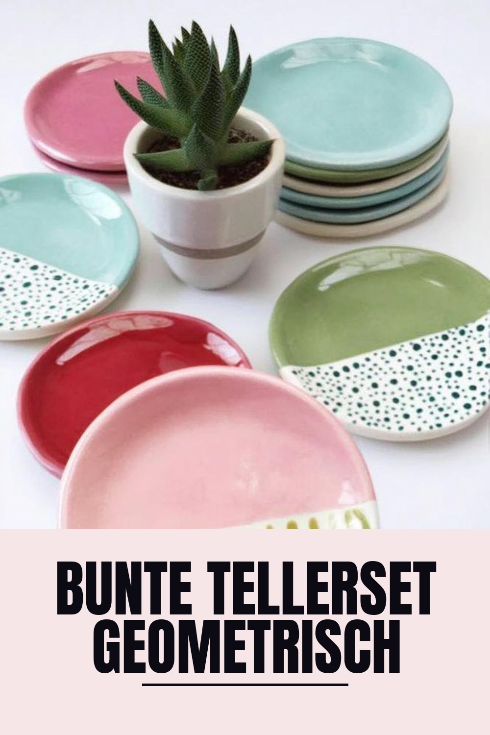 Bunte Tellerset Geometrisch