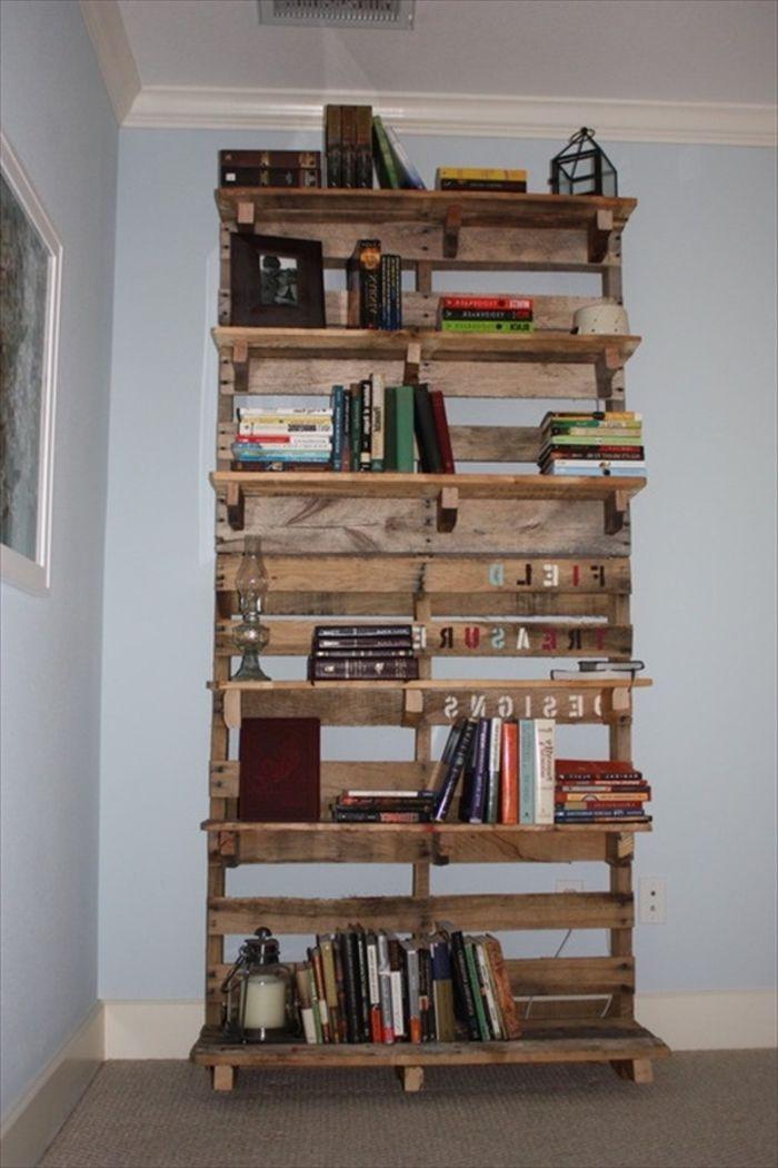 Palettenregal aus Holz