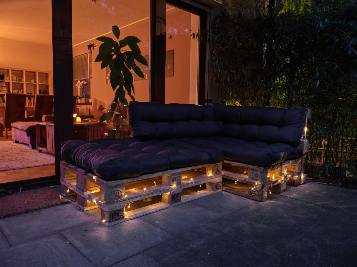 Palettensofa mit LED Licht