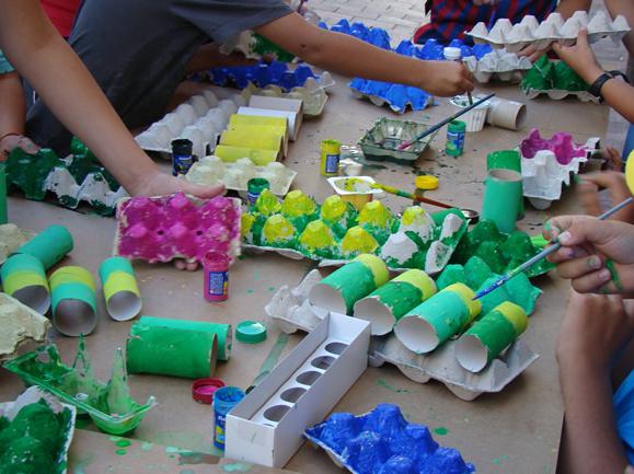 Kinder basteln Recyclingkunst